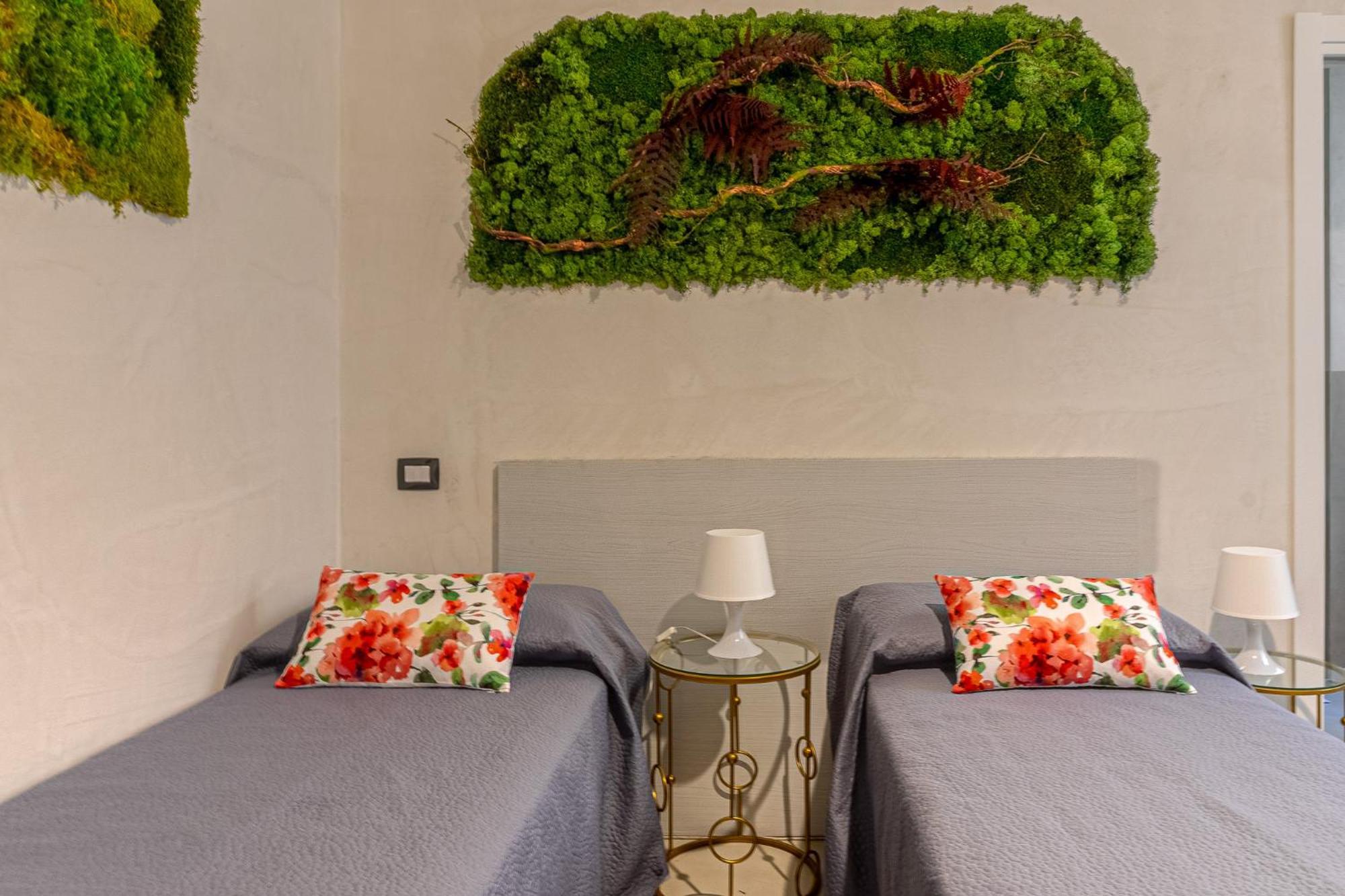 Flower Rooms Cagliari Bagian luar foto
