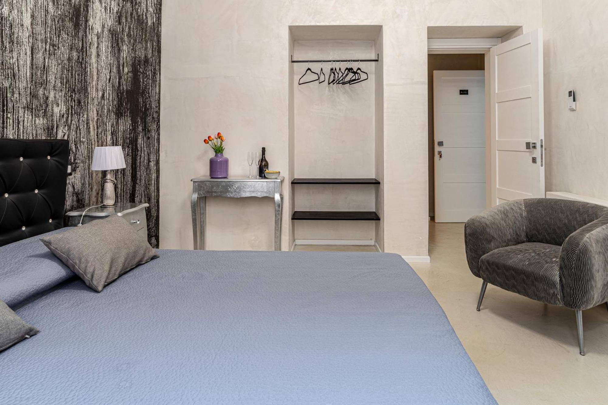 Flower Rooms Cagliari Bagian luar foto